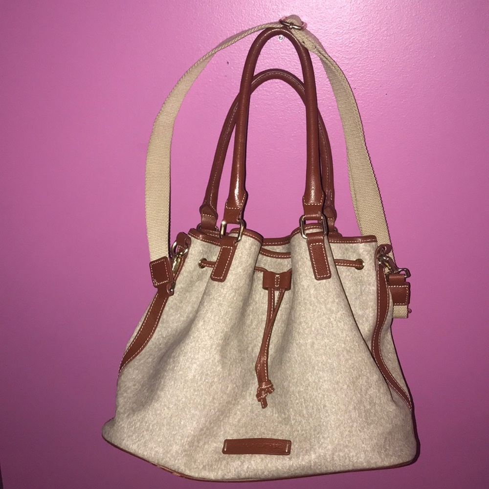 WILSONS LEATHER CROSSBODY BAG